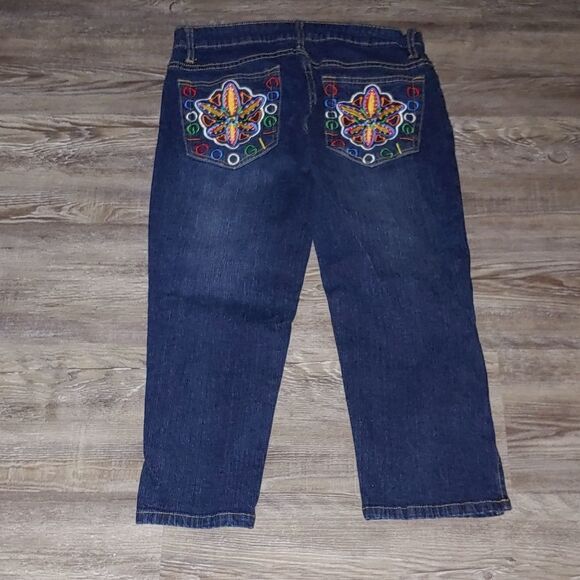 COOGI  embroideree jean capris Sz 9/10 NWOT - Picture 5 of 8